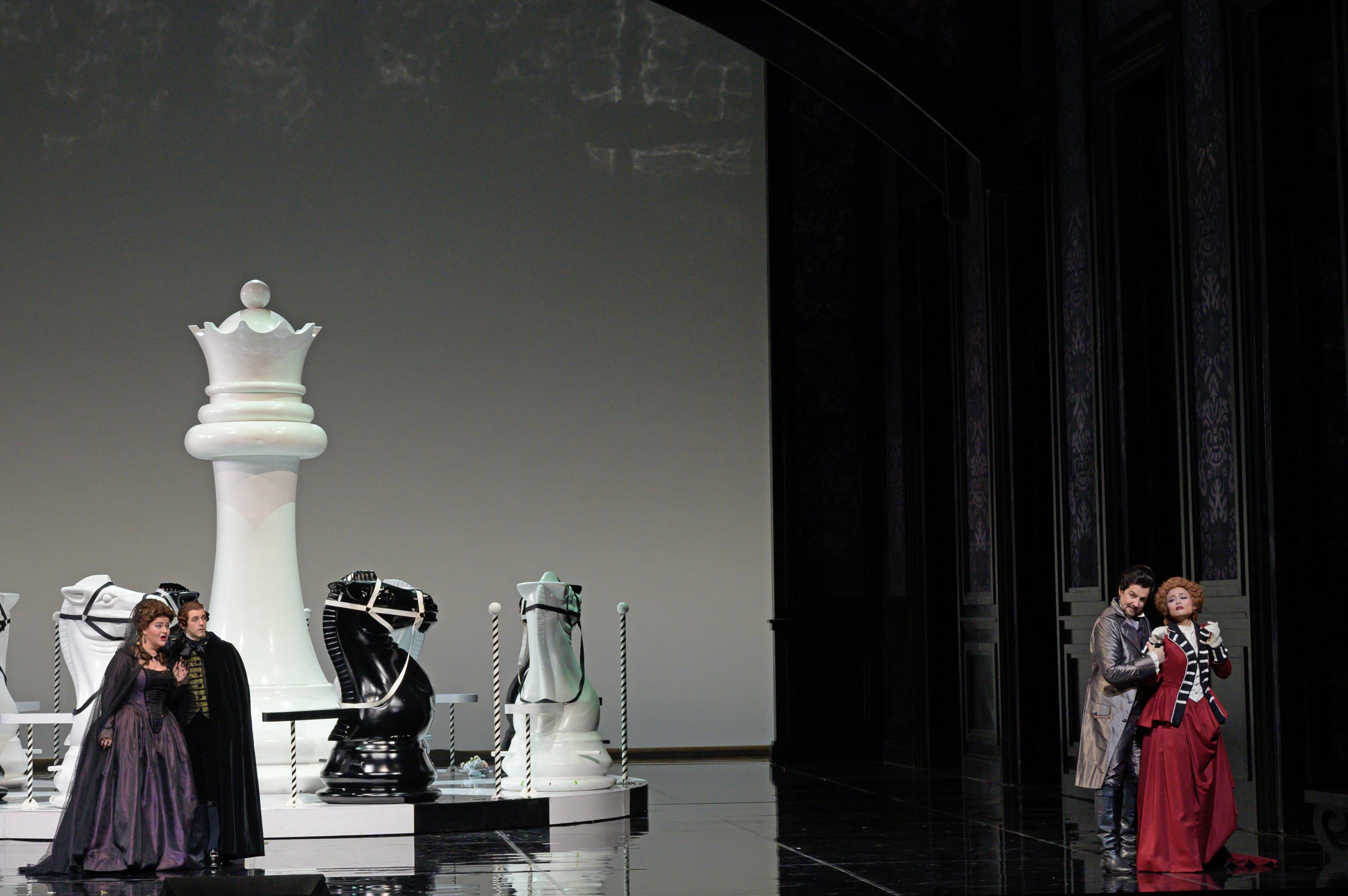 新国立劇場『ドン・ジョヴァンニ』2019年公演より　撮影：寺司正彦