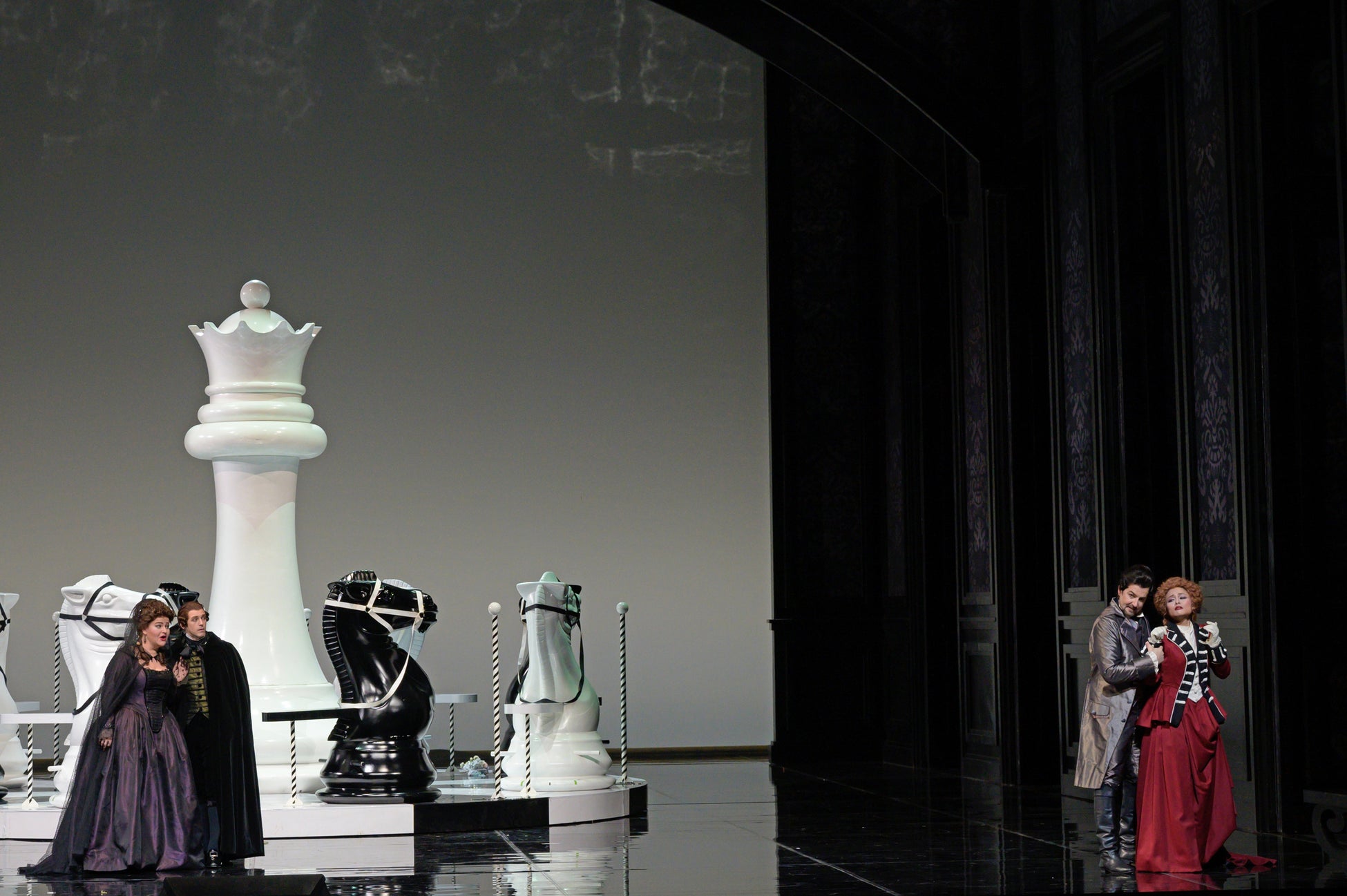 新国立劇場『ドン・ジョヴァンニ』2019年公演より 撮影:寺司正彦