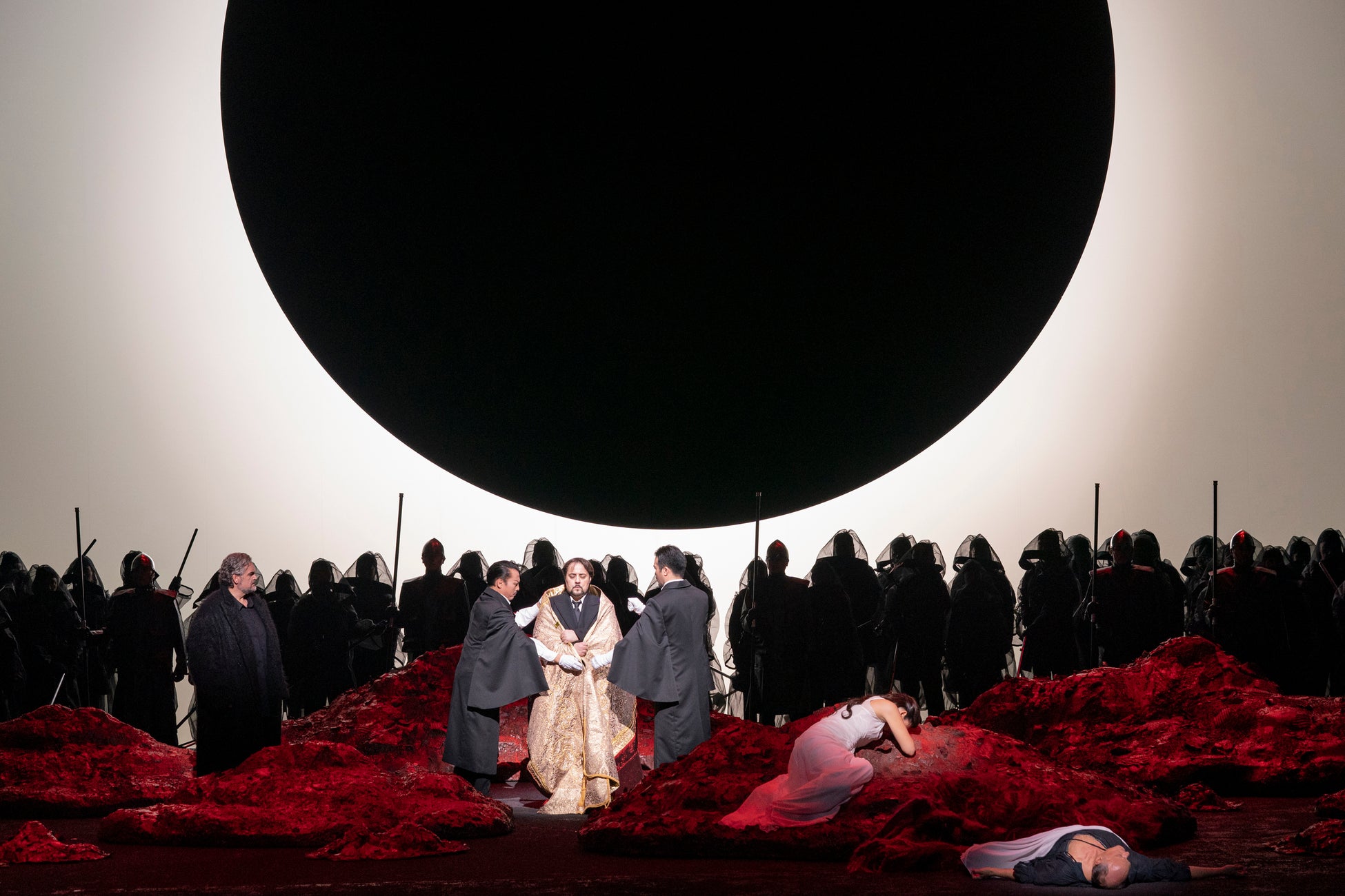 【新国立劇場】2023/2024シーズンオペラ『シモン・ボッカネグラ』 海外メディアで大反響! 【新国立劇場】2023/2024シーズンオペラ『シモン・ボッカネグラ』 海外メディアで大反響!