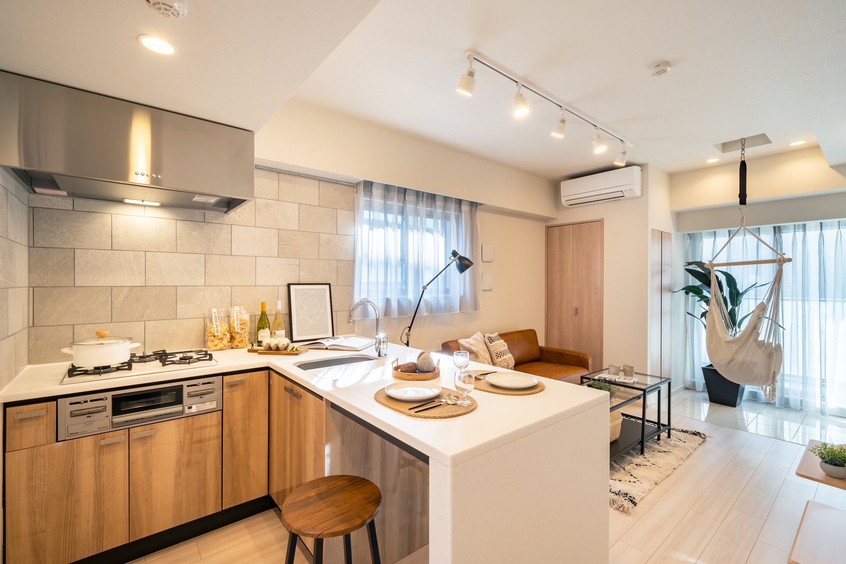 モデルルーム写真（F’タイプ・2LDK）