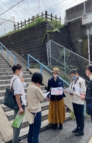 まちあるきツアーの様子
