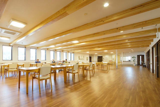 SE構法による中高層木造建築　高齢者施設