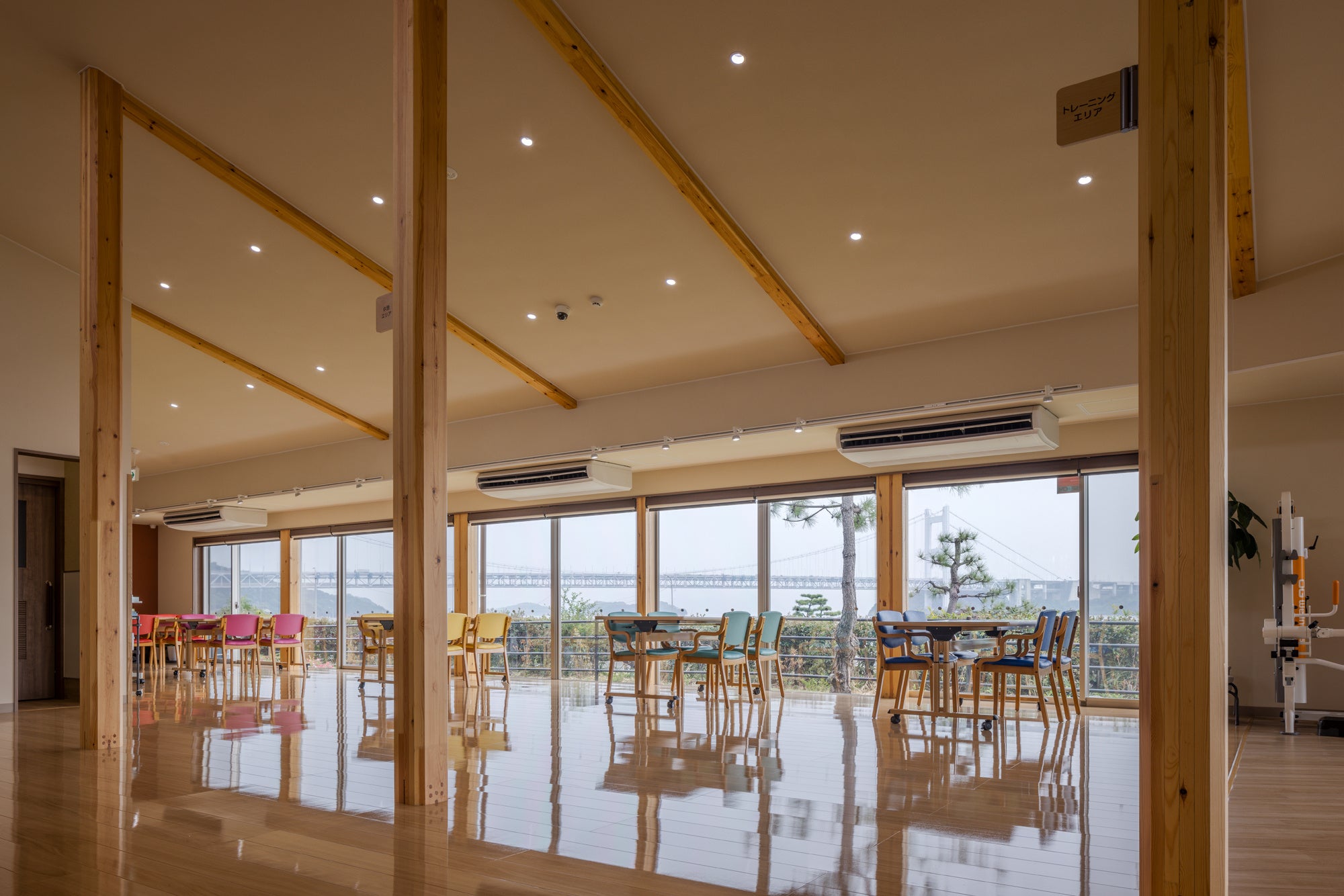 SE構法による大規模木造建築事例：デイサービスセンター