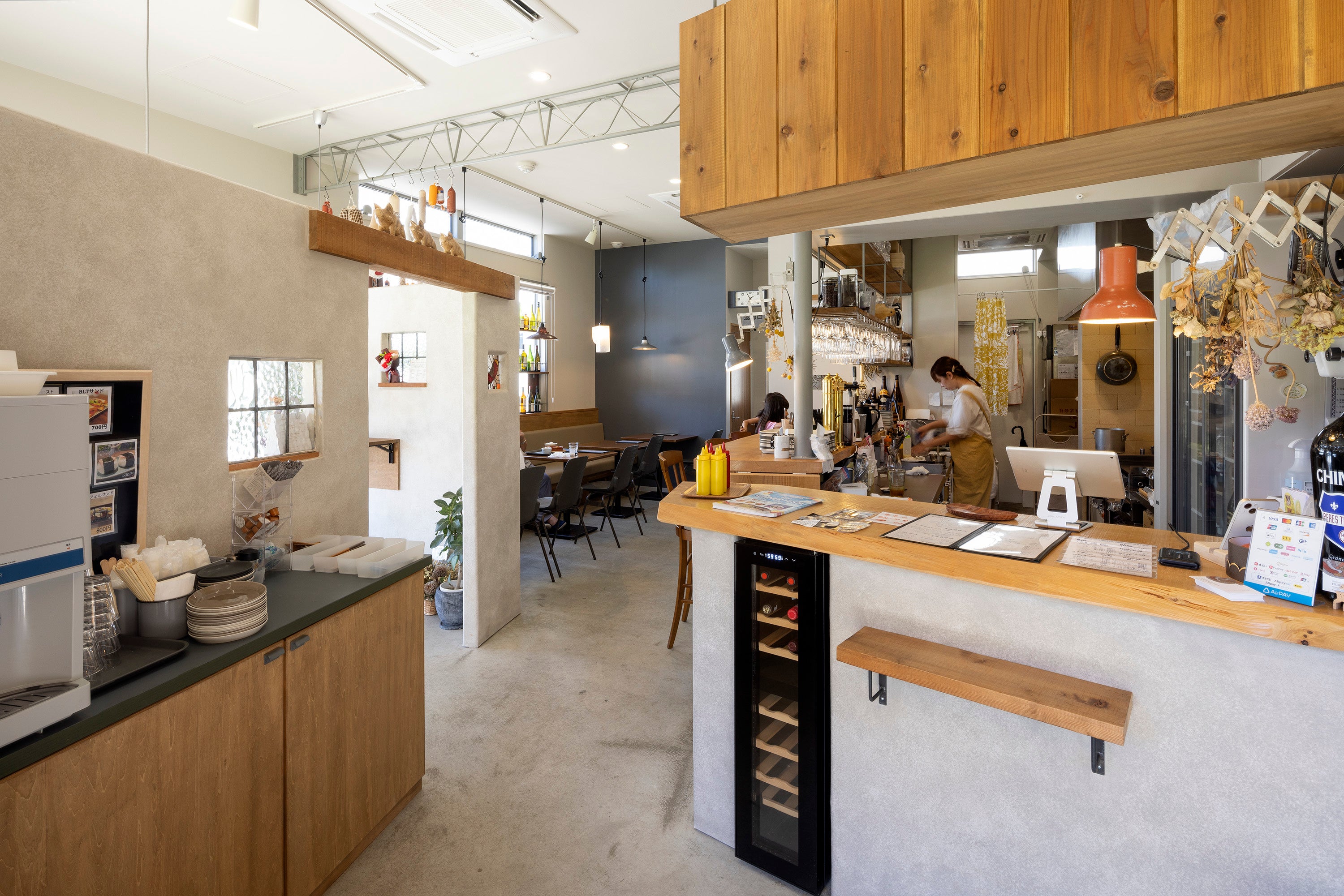 SE構法による大規模木造建築事例：店舗