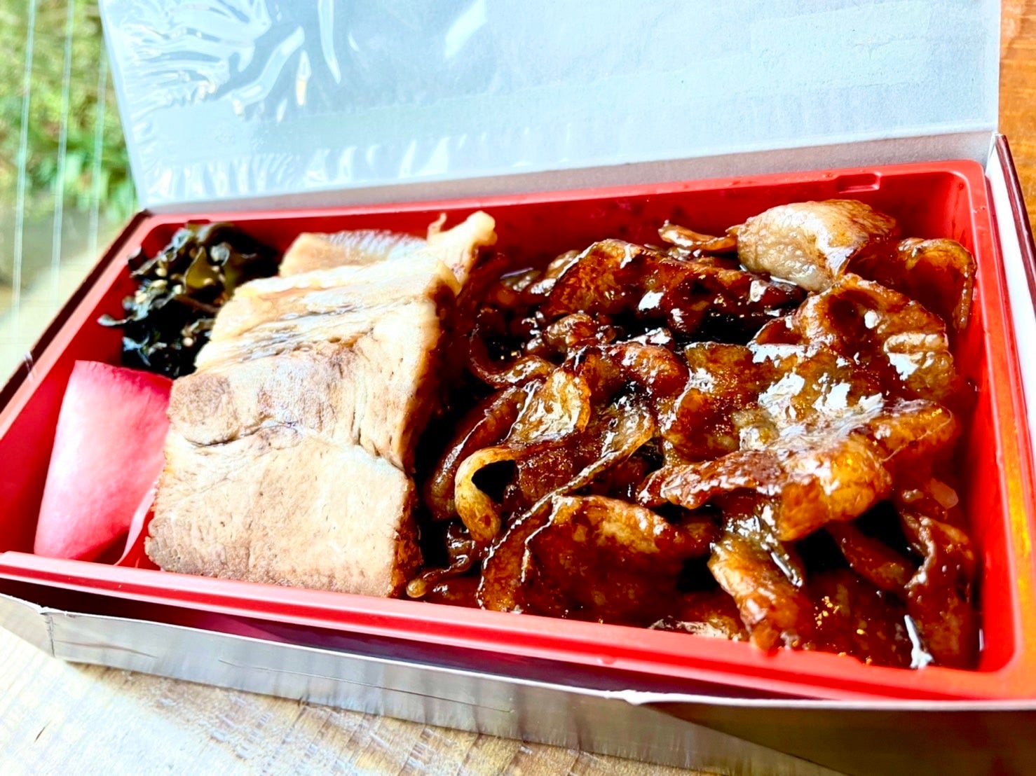 阿波美豚ロースバラ焼き弁当