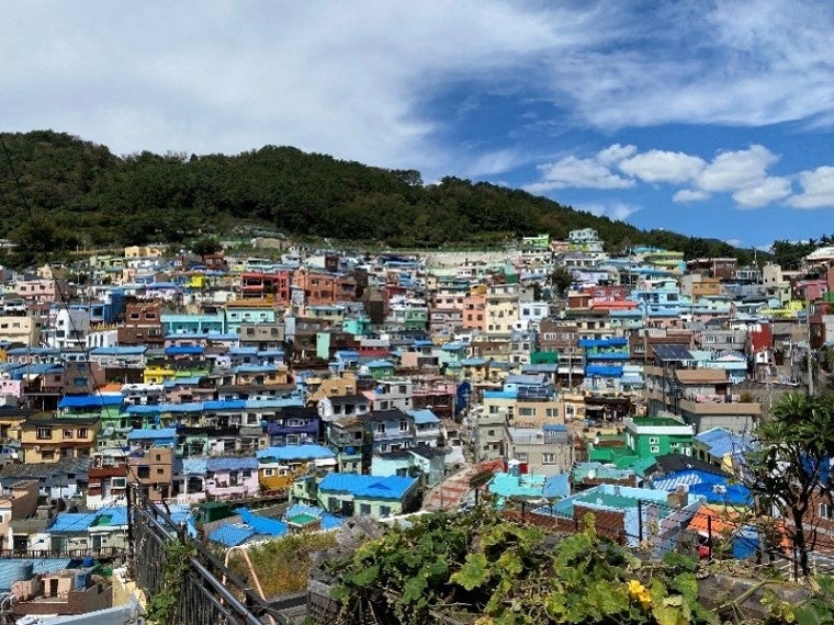 ＜甘川文化村＞