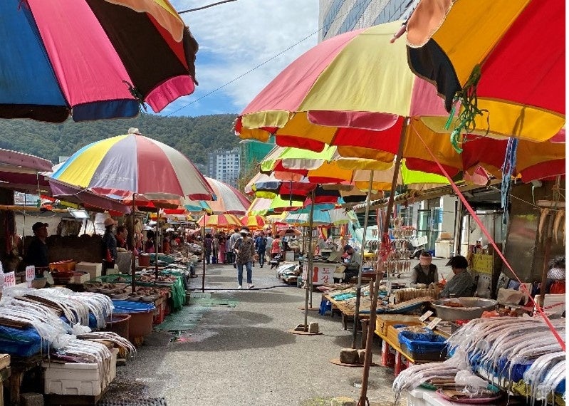 ＜チャガルチ市場＞