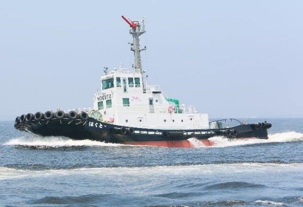 タイヤを防舷材に用いた     　 ダイトーコーポレーション保有船舶     　　　　　（防災曳船「ほくと」）