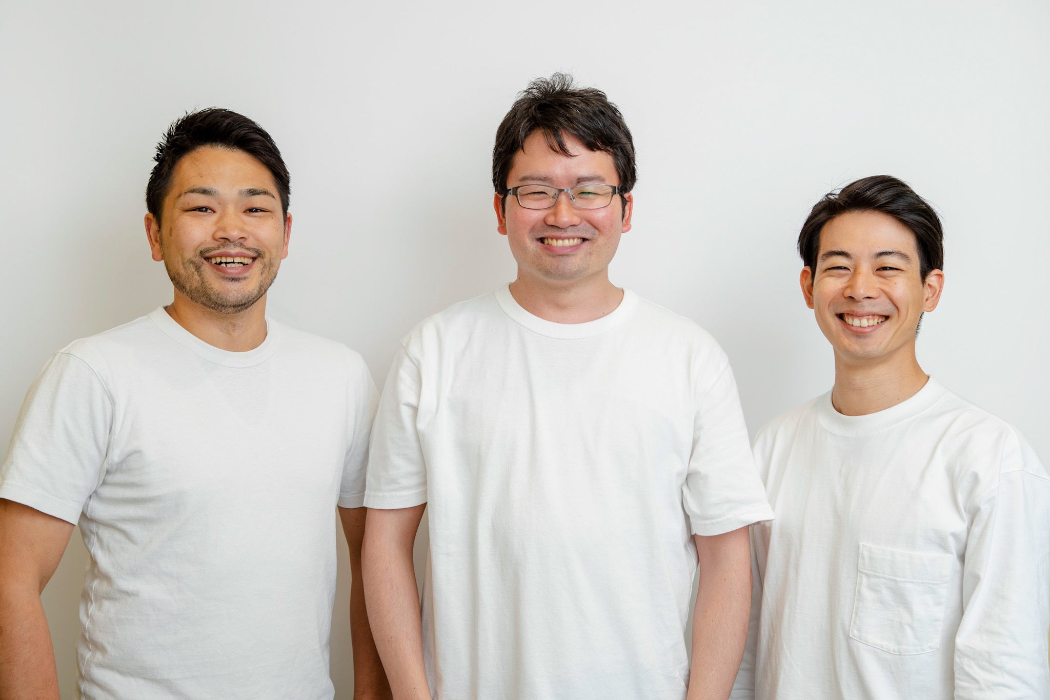 （左から：粟田 健太郎、木村 亮介、國井 紅秋）