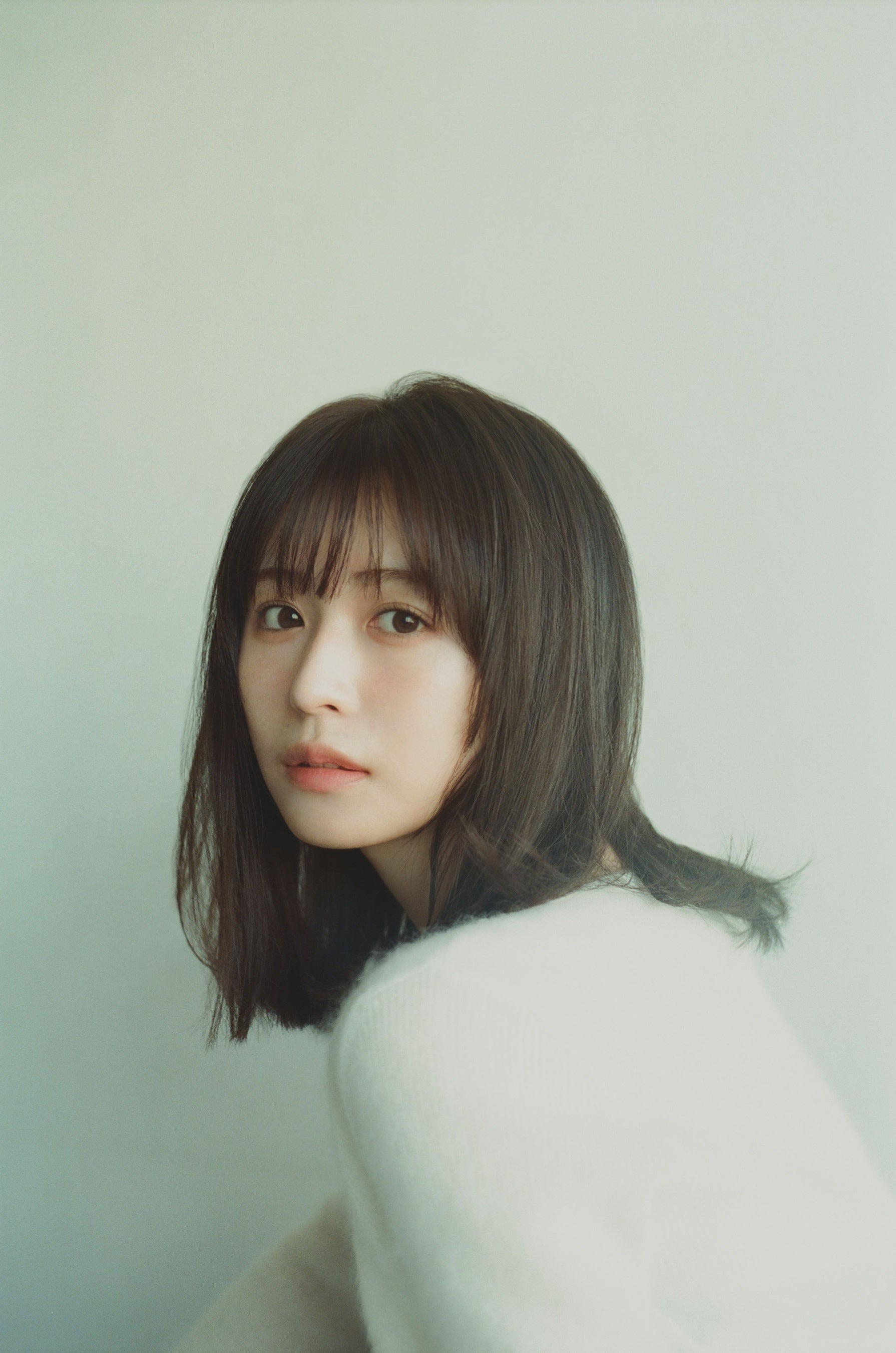 行儀は悪いが天気は良い』 加納愛子 | 新潮社