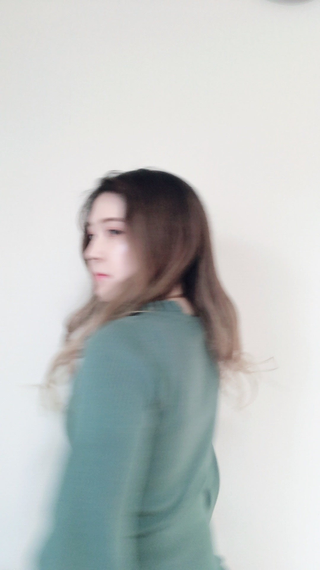 著者：彩藤アザミ