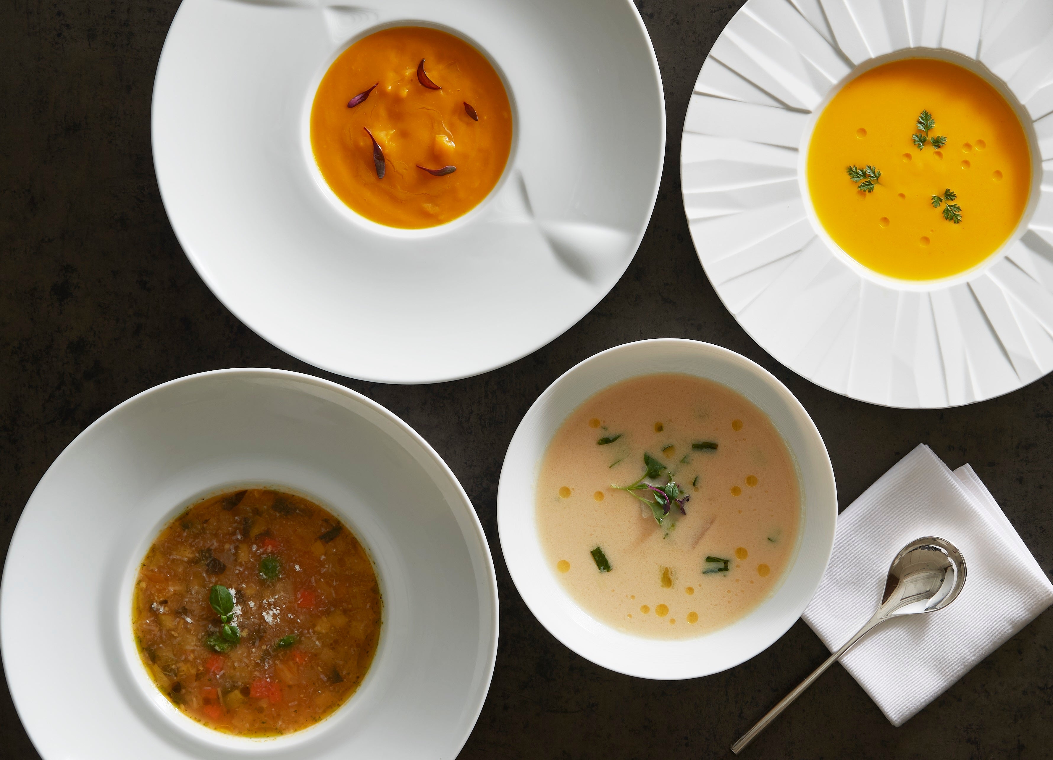 「至福のグルメ」通年販売メニュー（スープ）