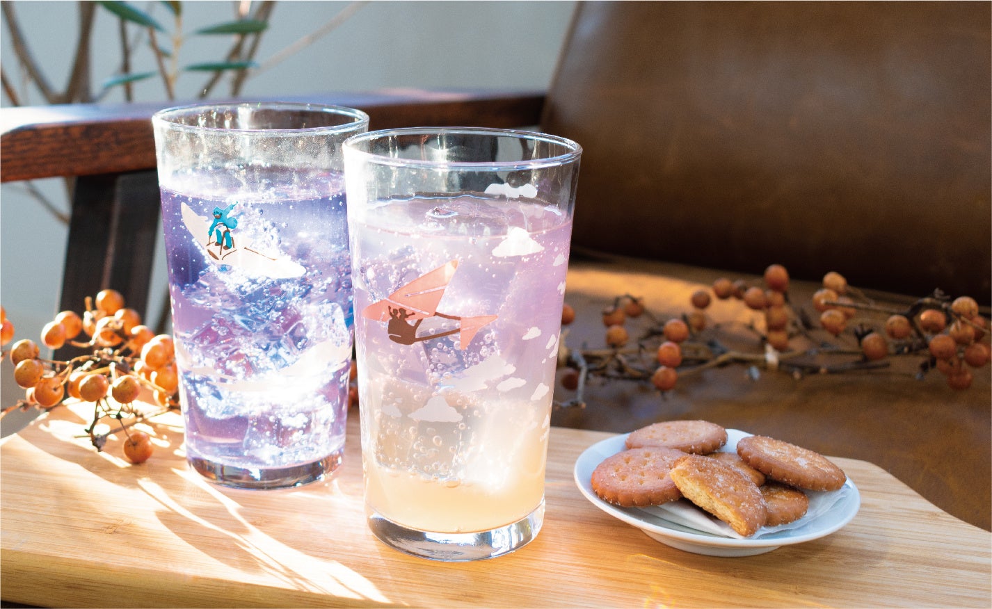 アデリアグラス　各1,320円