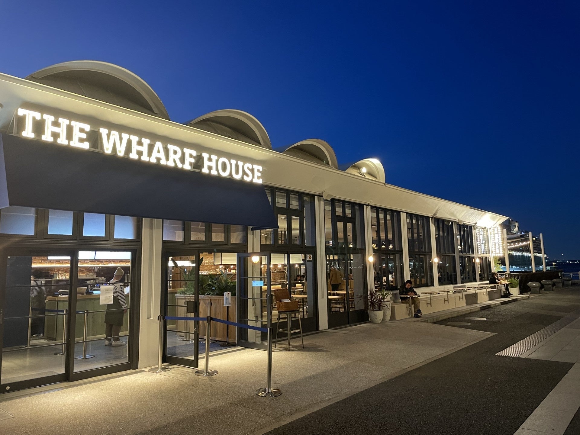 THE WHARF HOUSE YAMASHITA KOEN（ザ・ワーフハウス ヤマシタコウエン）