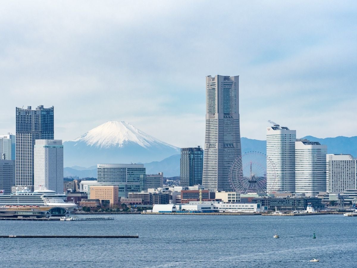 ①最新技術に触れる！ 「企業視察コース」