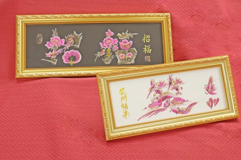 ＜開運ストア龍 大通り本店＞目の前で描く！開運花文字（2文字以内・額別）