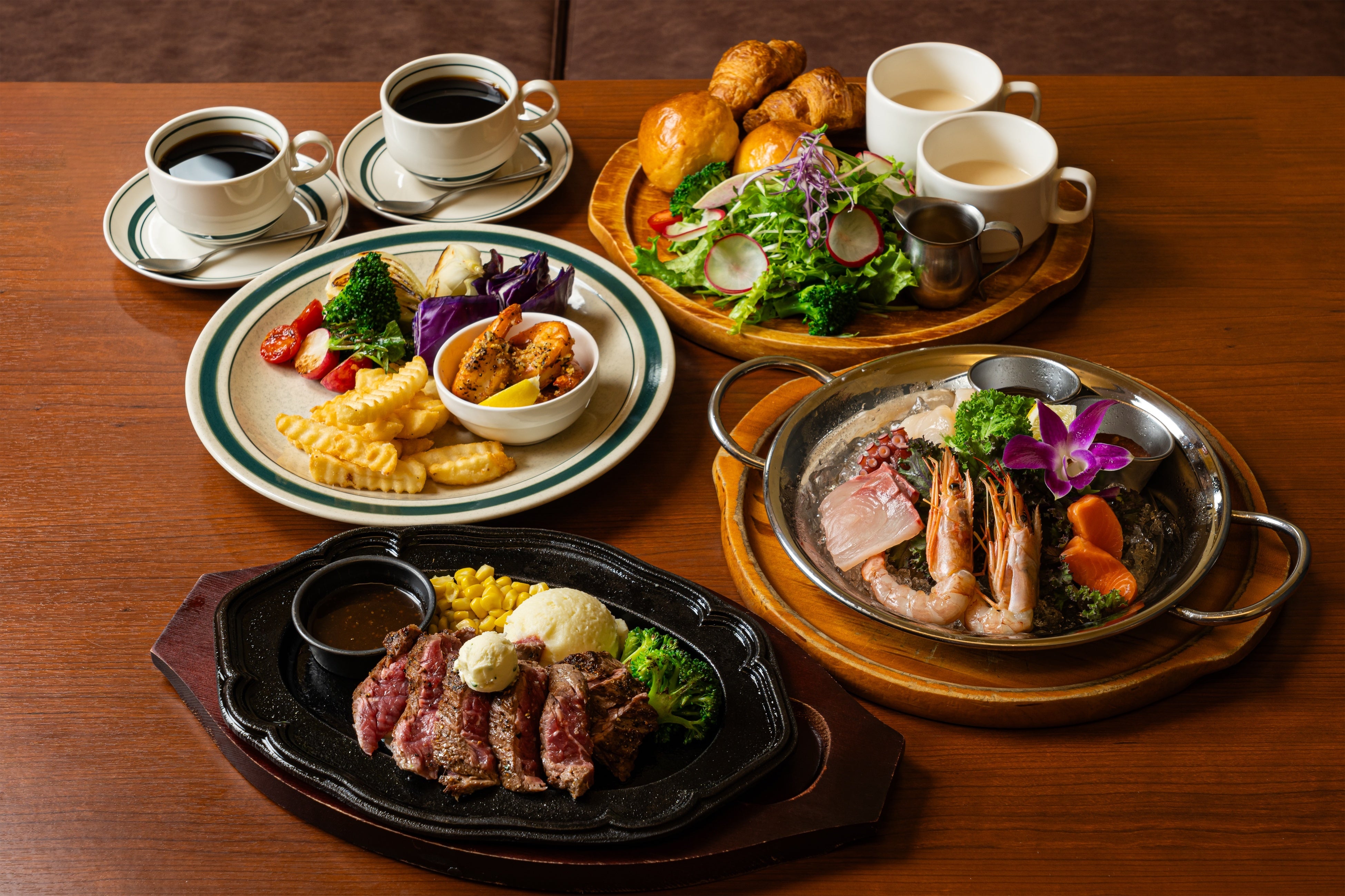 夕食ページ シャトレーゼ 2023年“七夕スイーツ”「2つの味が楽しめるハッピー