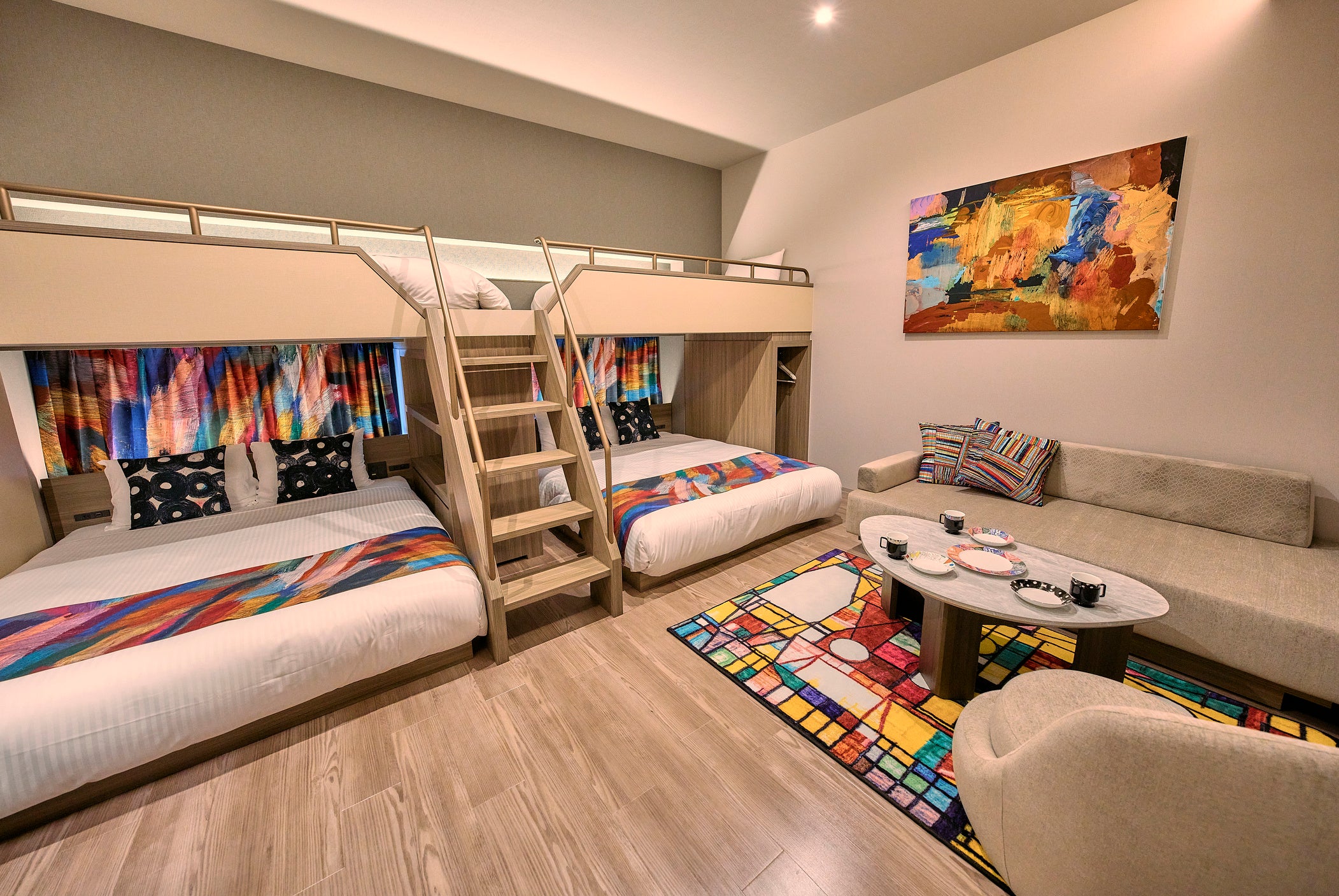 ヘラルボニー　エグゼクティブバンク