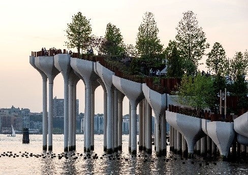 ヘザウィック・スタジオ  《リトル・アイランド》 2021年 ニューヨーク　 撮影：ティモシー・シェンク