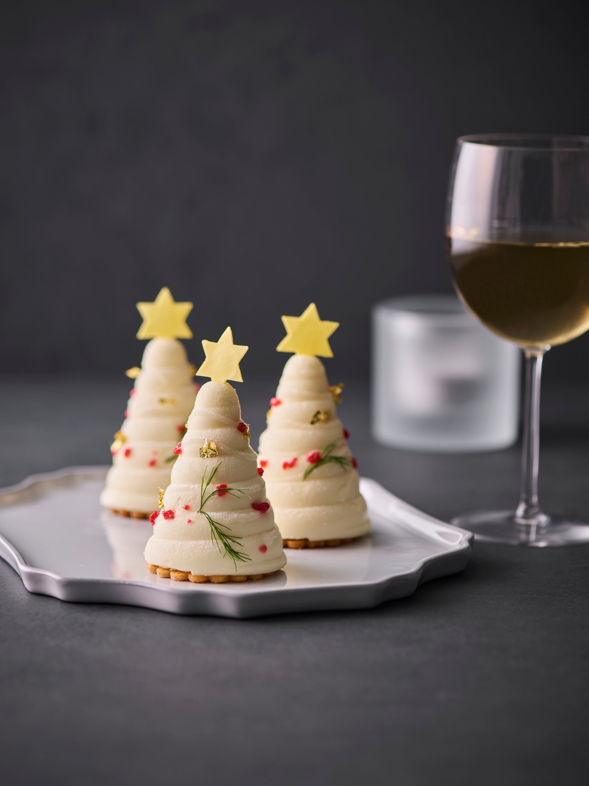 音楽」をテーマにしたオーセンティックなクリスマスツリーが登場