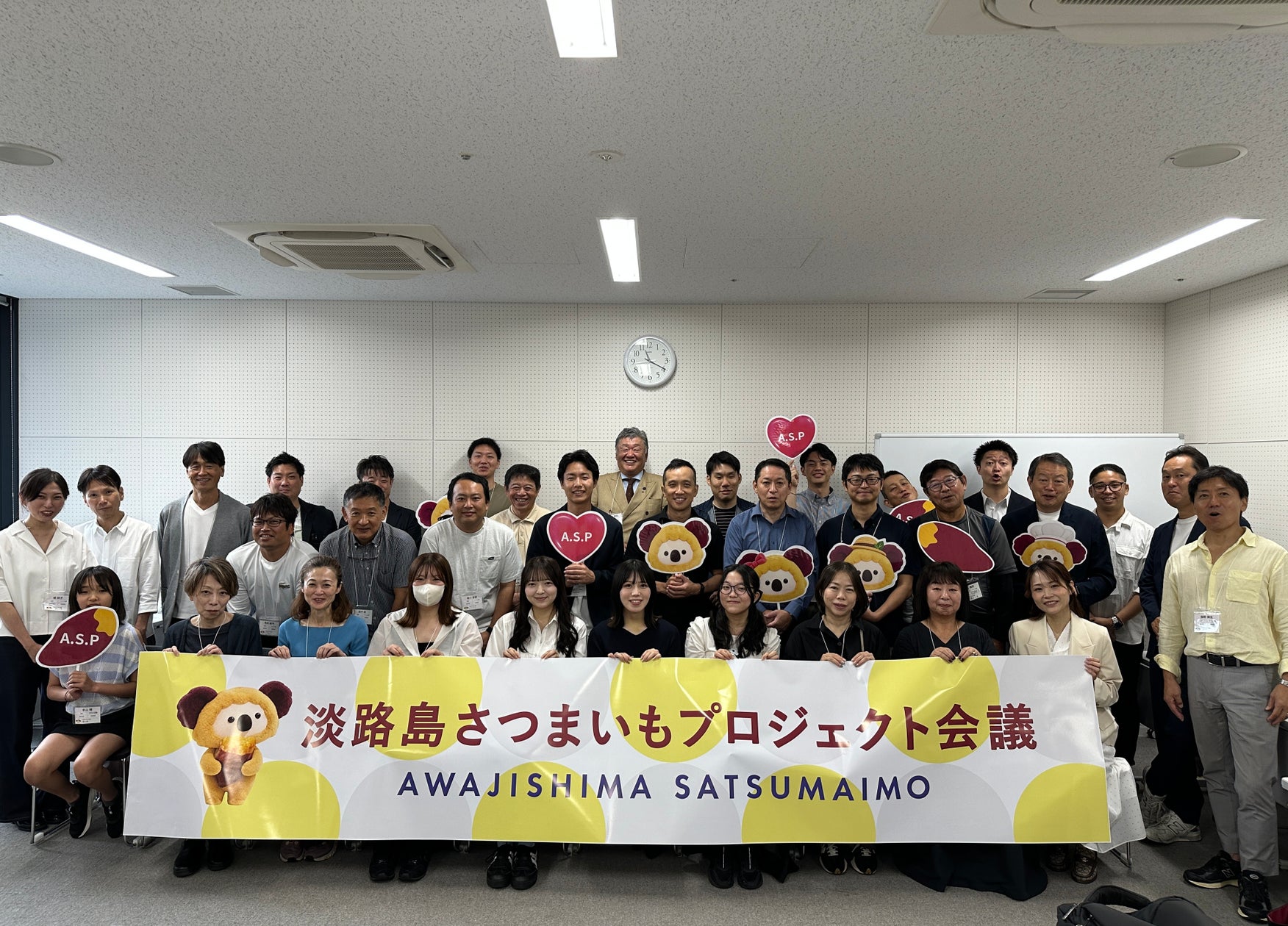 愛猫の食事に新しい選択肢『Frecious』から初の猫ドライフード 『Frecious 10種の自然素材入り』発売