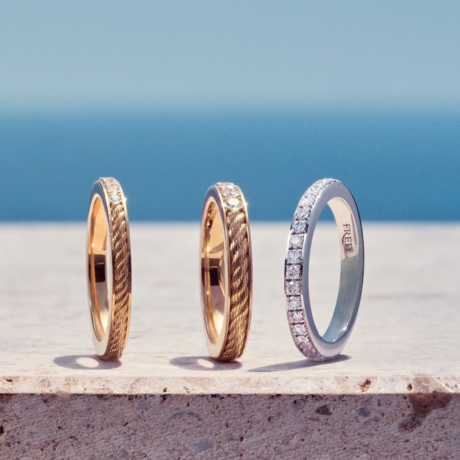 フォース10ウエディングバンド