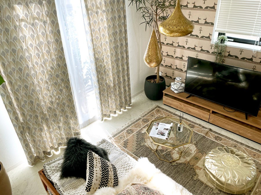 壁紙：Hattan Egyptian ＜アヌビス＞／カーテン：Notosglyph ＜ミスティシャル＞