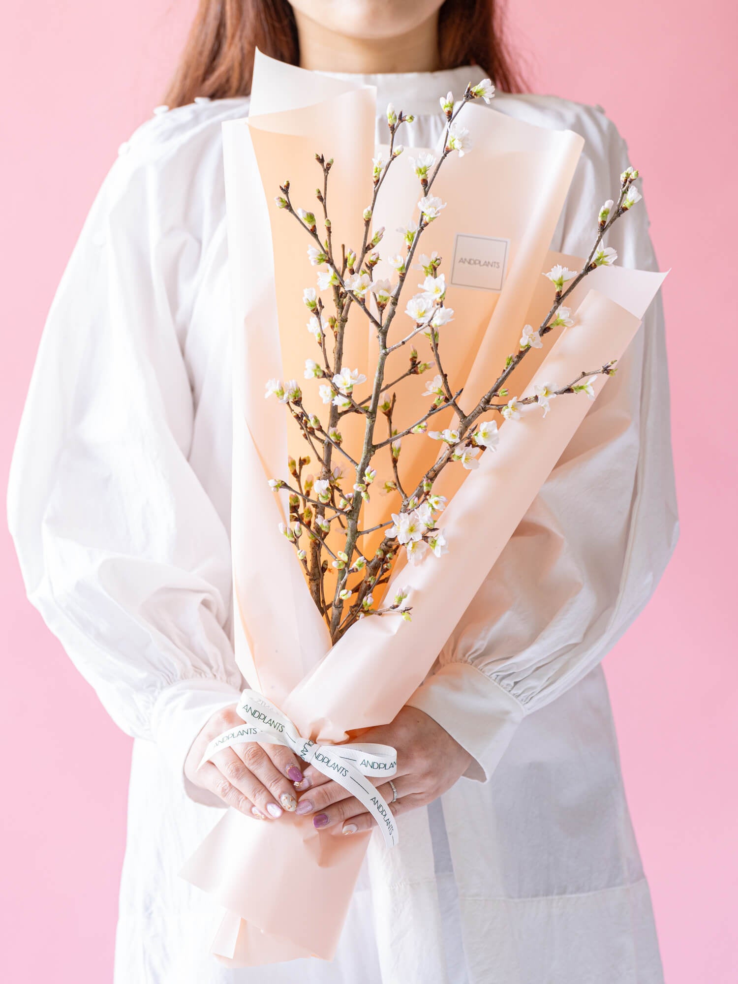 桜の枝のブーケ