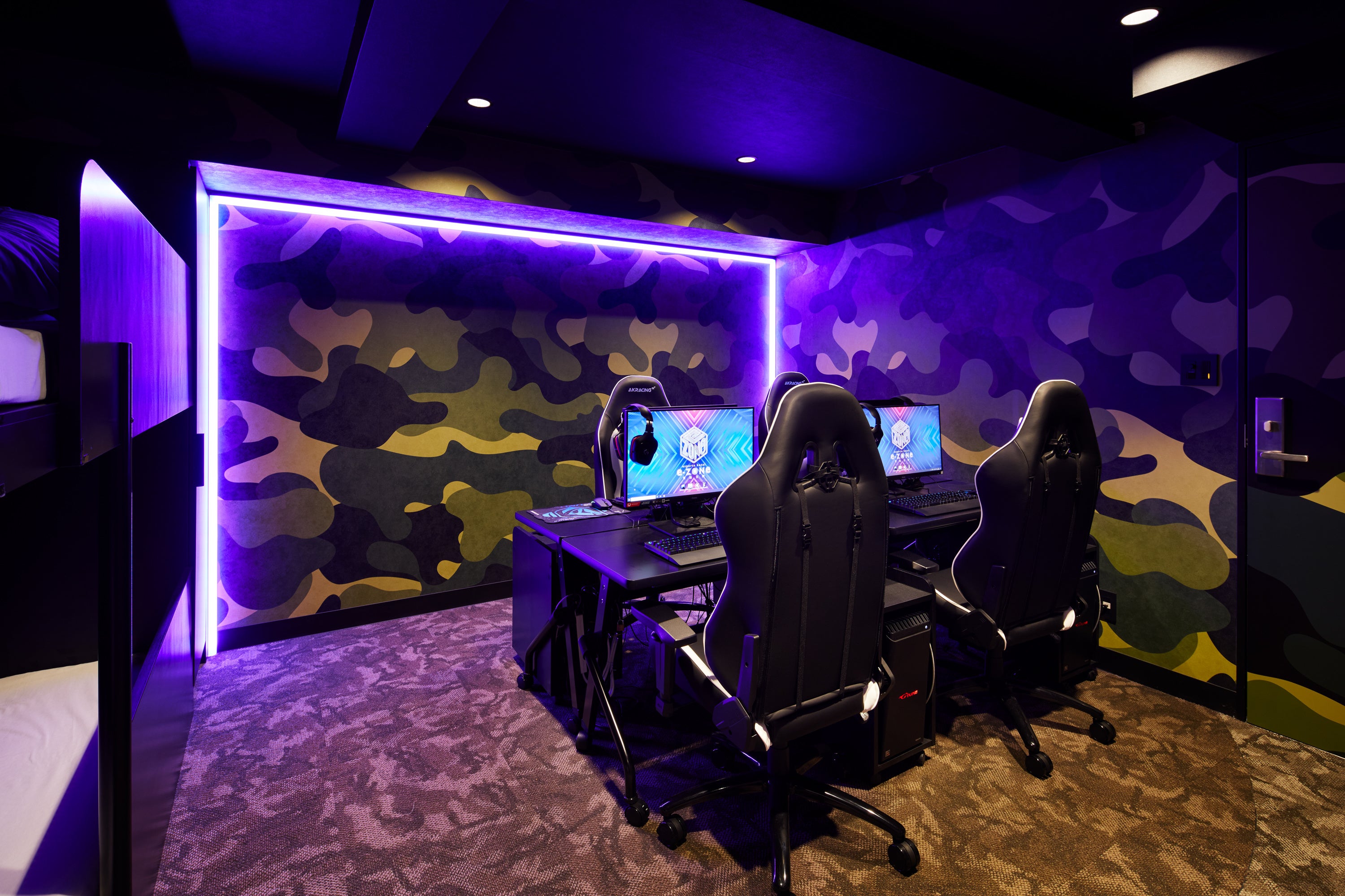 フォースルーム　14,000円~ (＊画像はアップデート前）