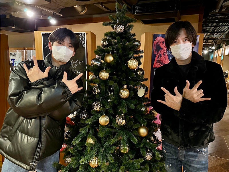 (左から：高橋文哉、DAIGO）