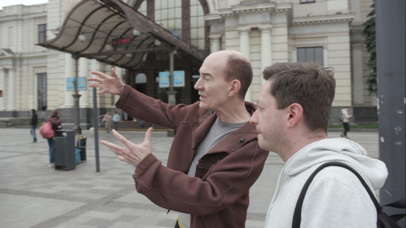 ▲ロバート キャンベルとオスタップ・スリヴィンスキー。リヴィウにて。