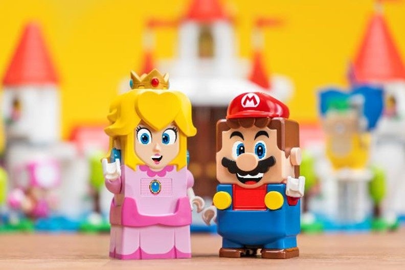 レゴ スーパーマリオ の世界に新キャラクター ピーチ姫 が登場 レゴ ピーチと ぼうけんのはじまり スターターセット レゴジャパン株式会社のプレスリリース レゴ スーパーマリオ の世界に新キャラクター ピーチ姫 が登場 レゴ ピーチと ぼうけんのはじまり スターターセット レゴジャパン株式会社のプレスリリース