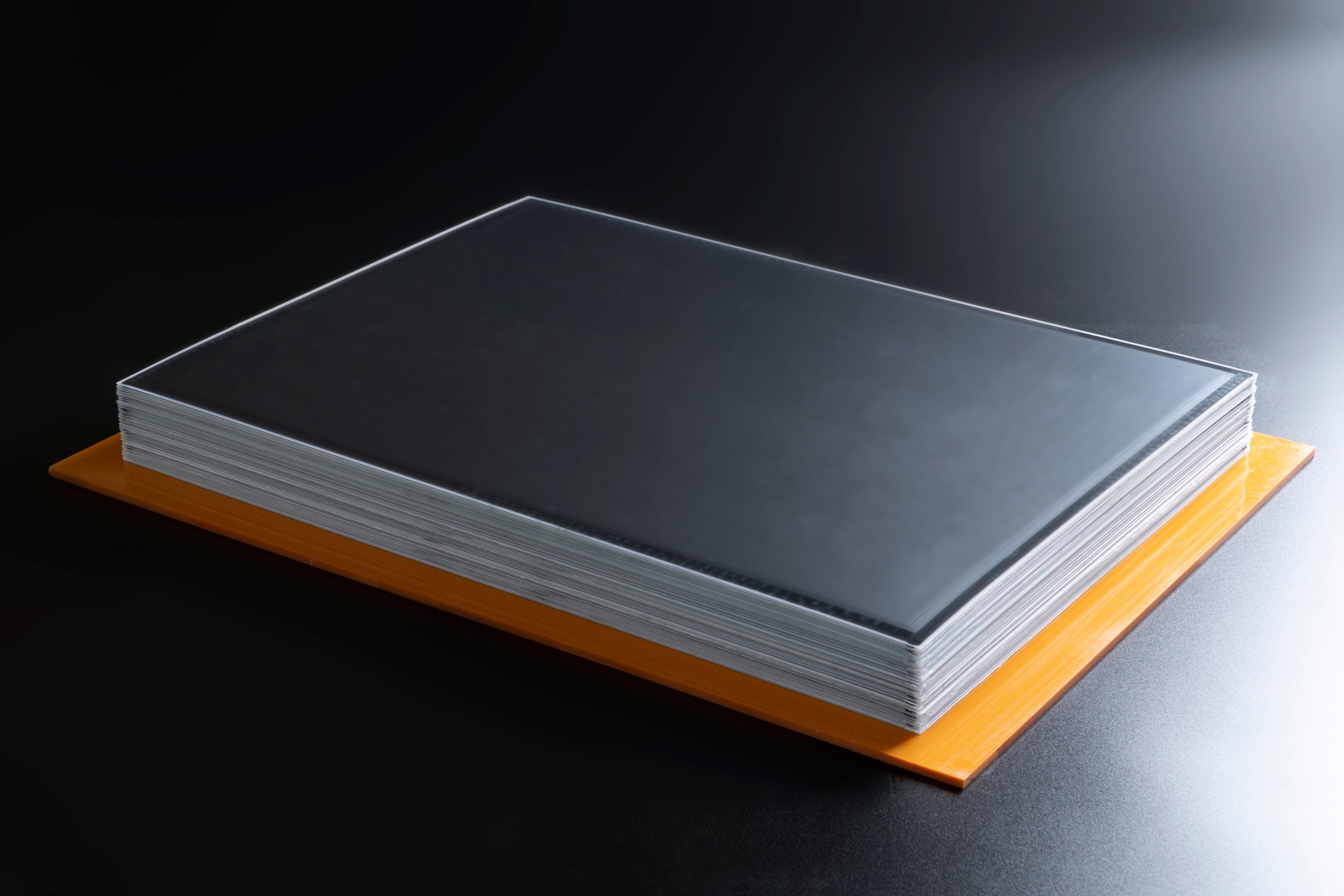 APB が開発した「全樹脂電池」