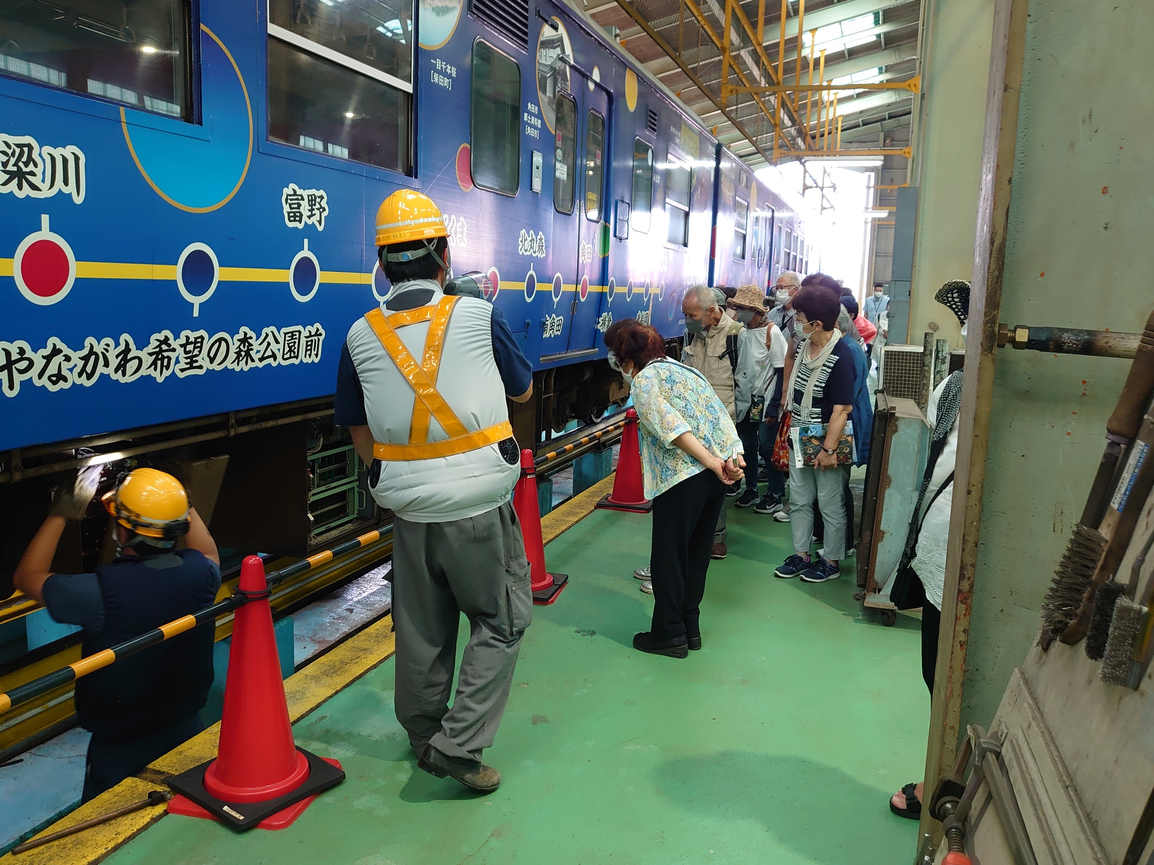 車両検査風景の見学