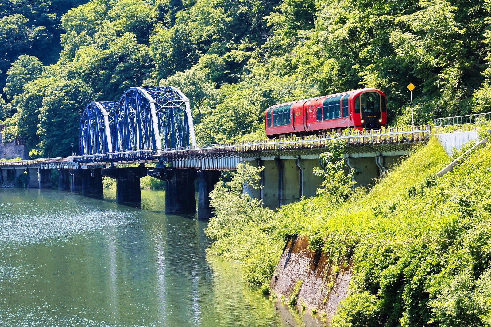 ＜写真提供＞ 奥会津郷土写真家 星賢孝 様