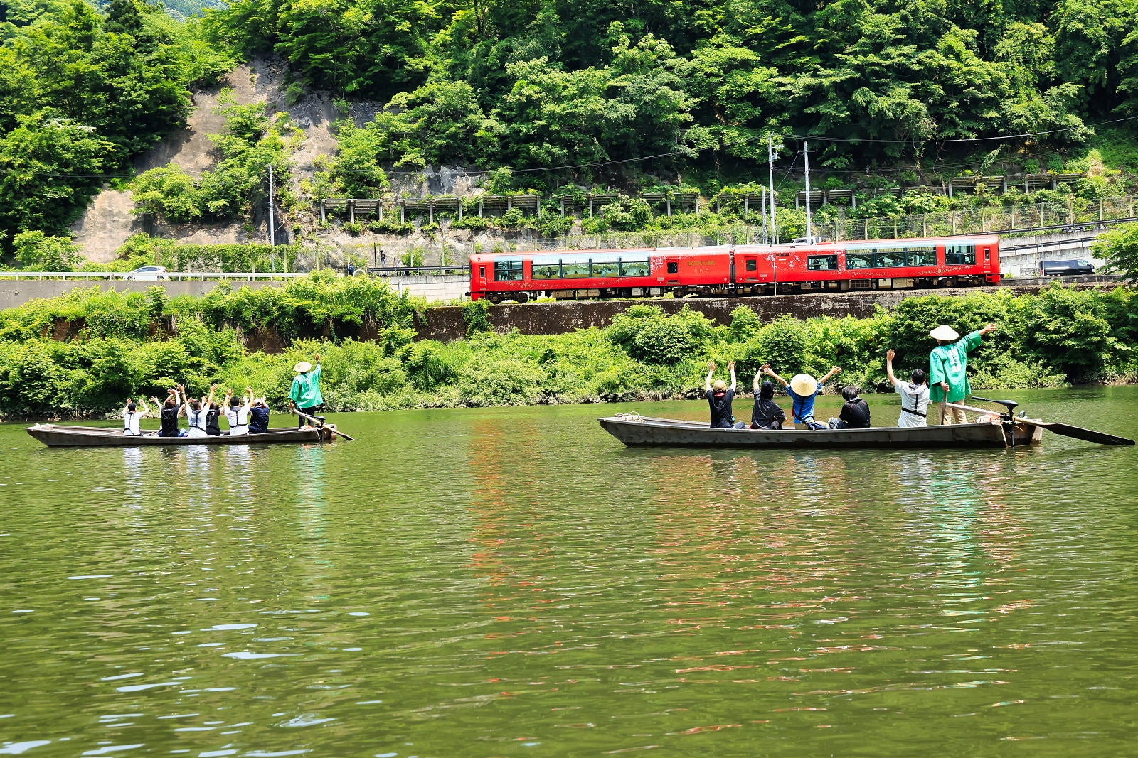 ＜写真提供＞ 奥会津郷土写真家 星賢孝 様