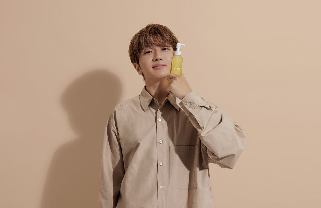 KINS Nissyコラボパッケージ Nissy KINS   お知らせ   Nissy × KINS 菌と暮らす、365日が始まります