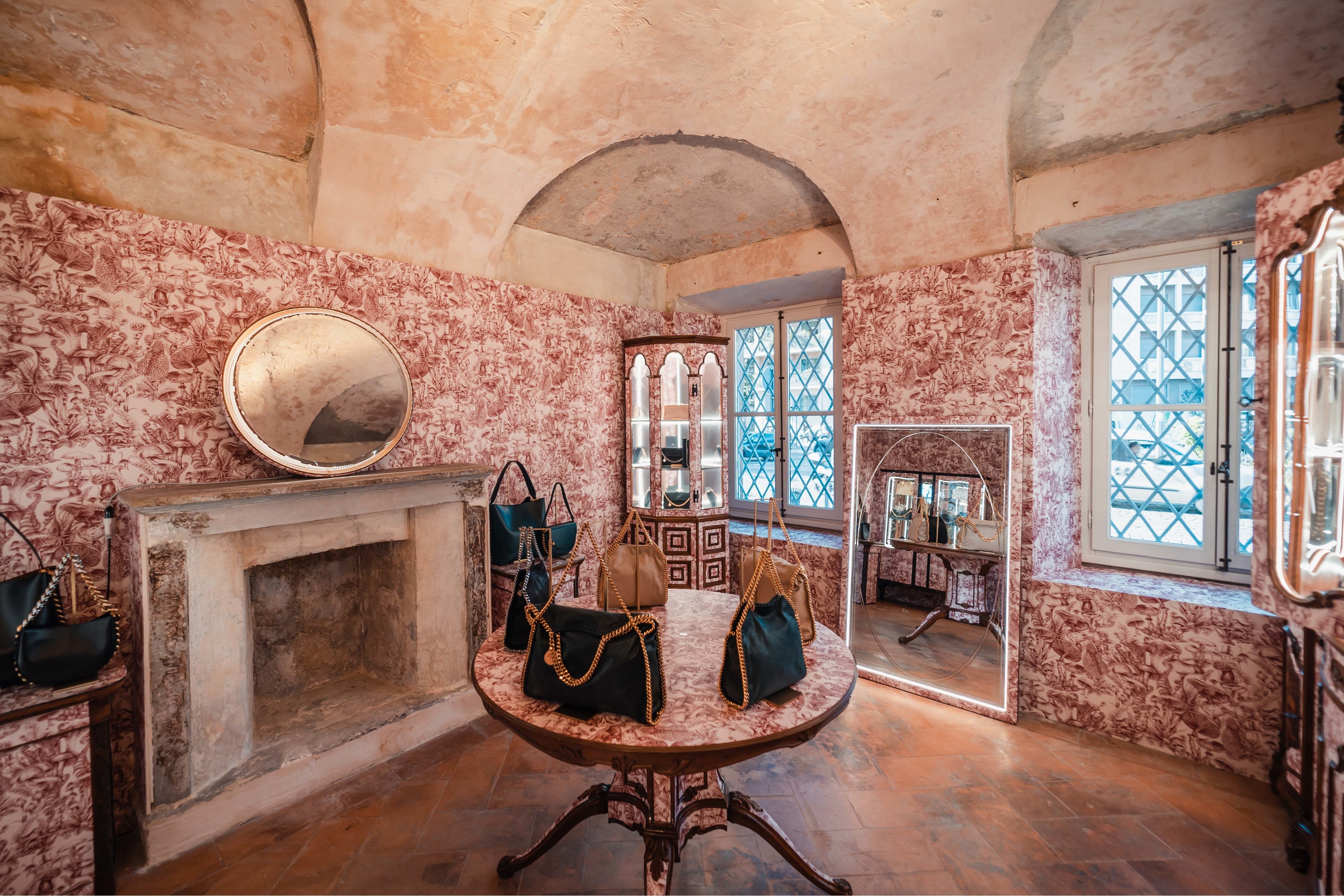 “Future of Fashion”展