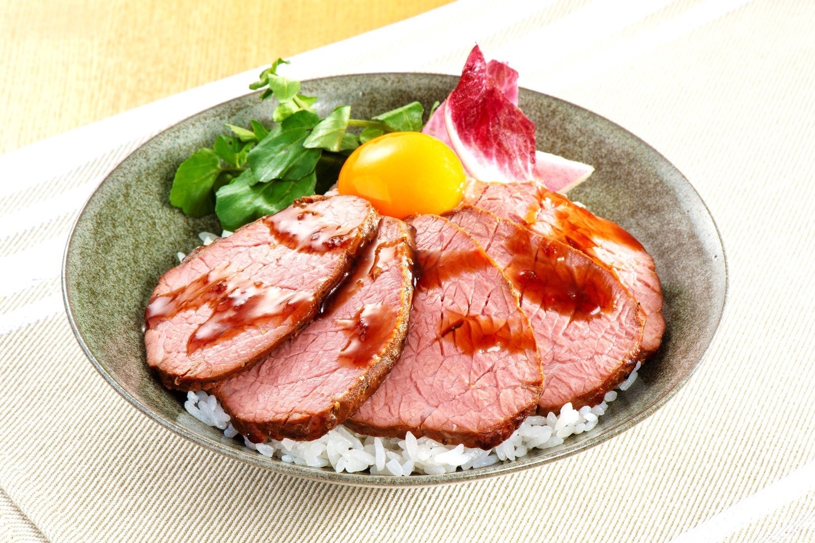 調理例:ローストビーフ丼