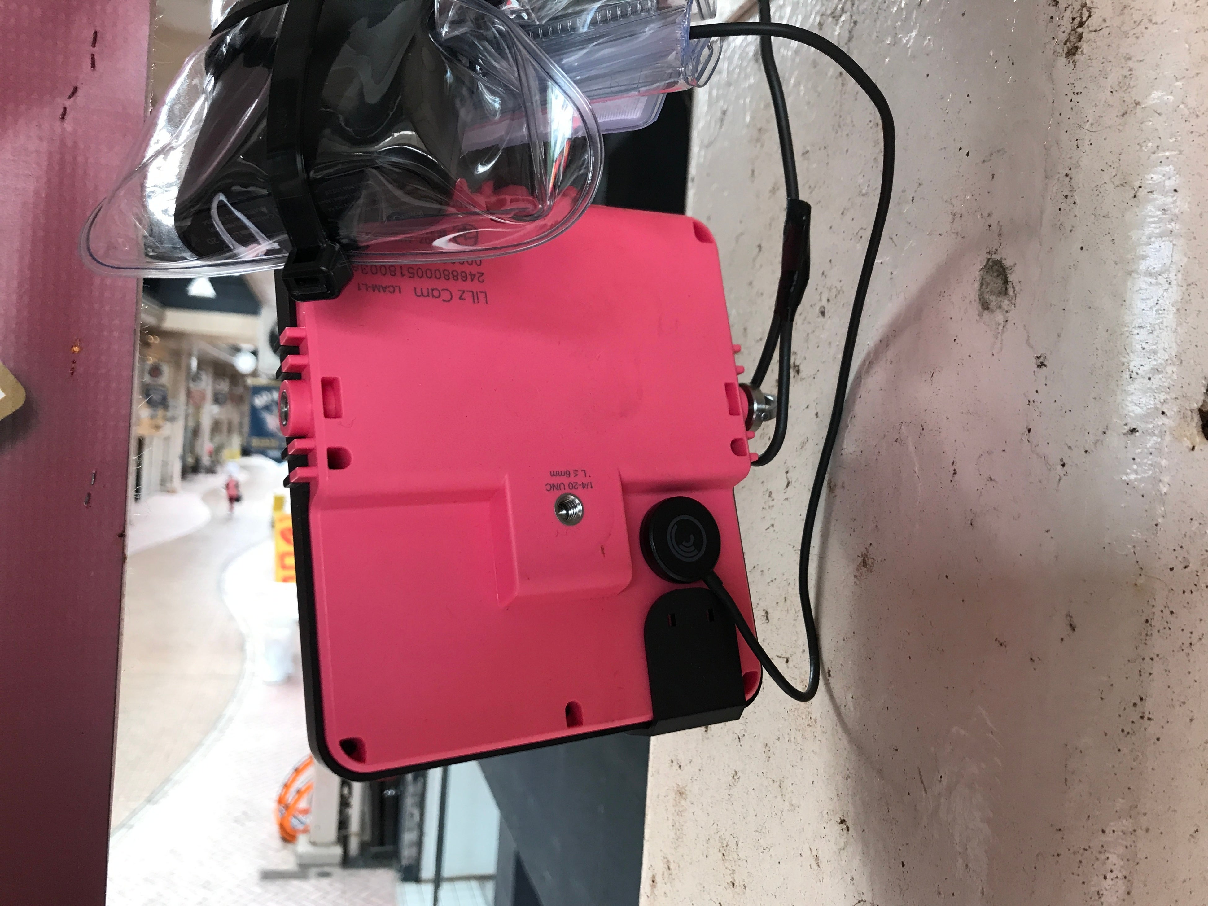 沖縄市一番街商店街