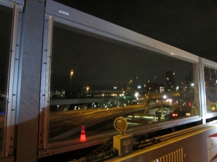 ECTFE膜材使用の落下防止柵