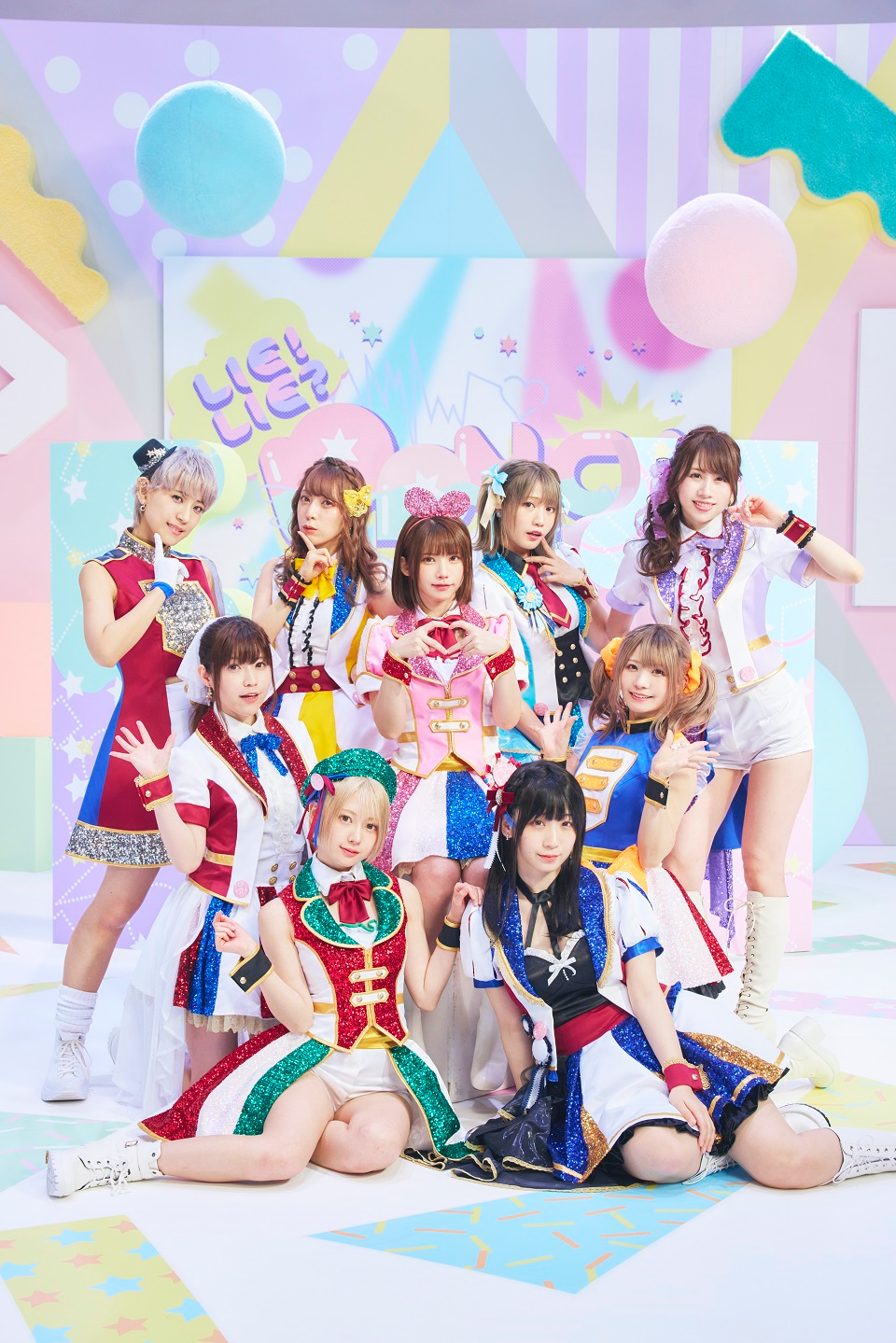 沖縄ファミリーマートコスプレイヤー「えなこ」及び「PPE41」との商品