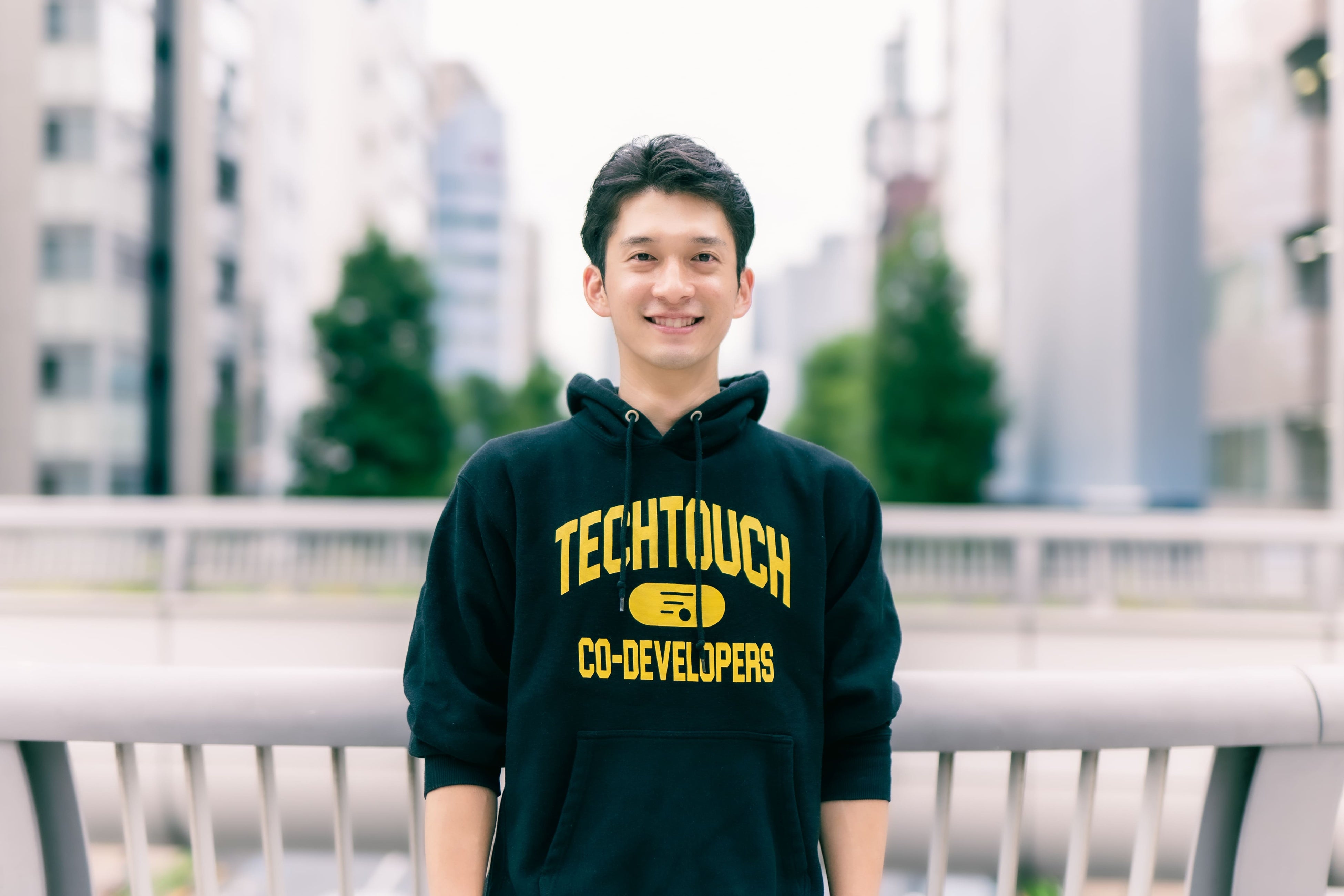 取締役／CFO／CPO　中出昌哉