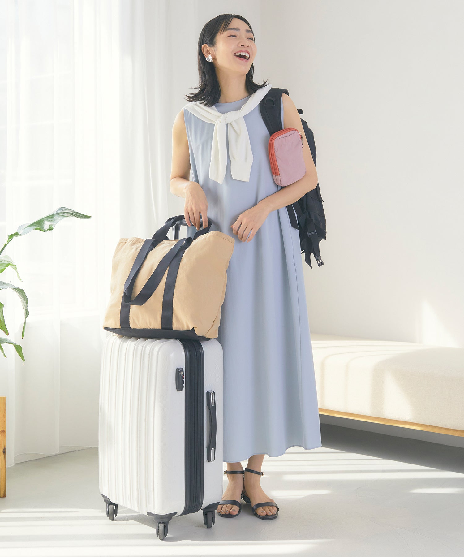 旅行必需品がこれひとつに収納できる！ カバンの中身を上手く整理し