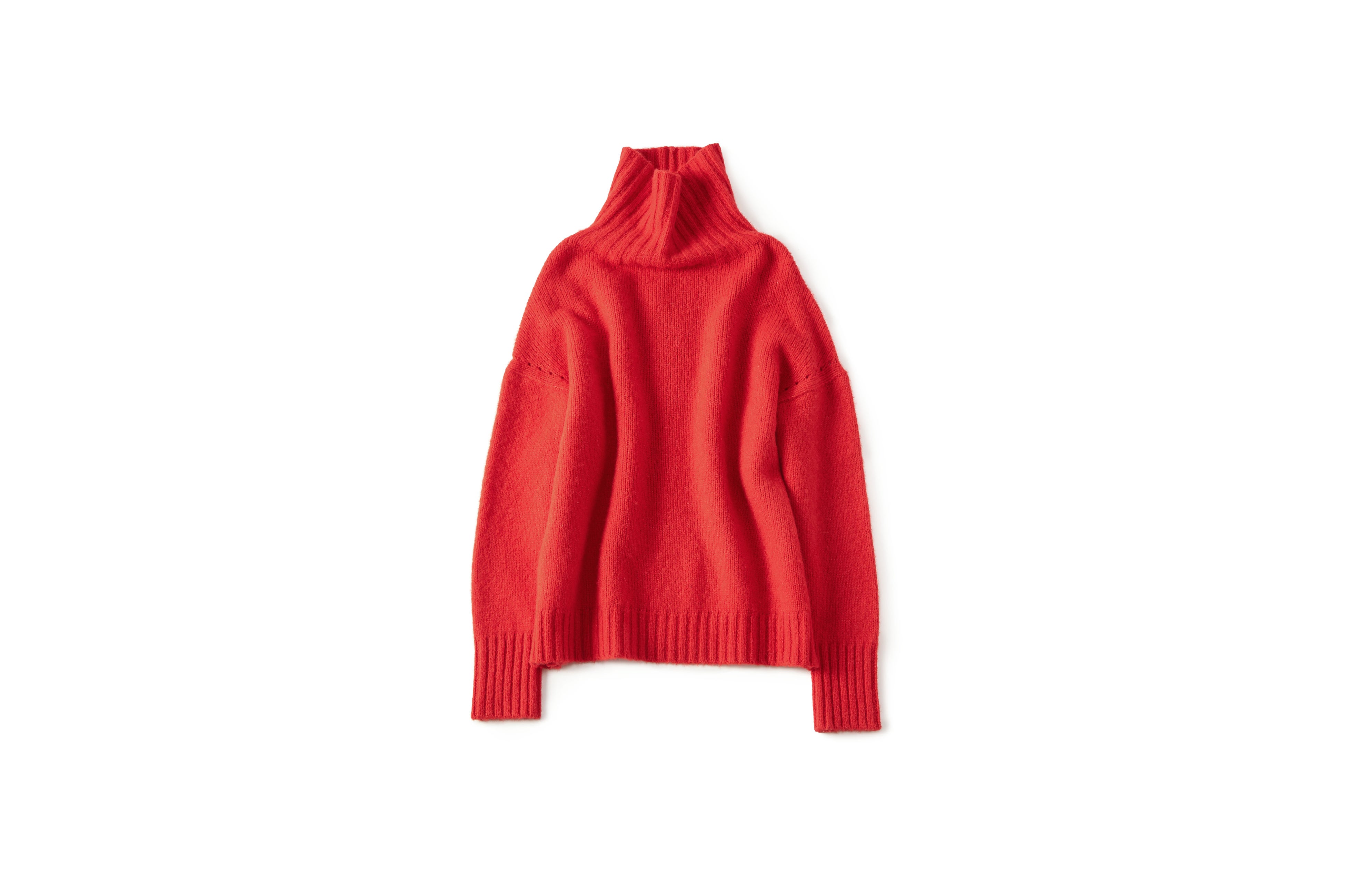 ドロップショルダータートルネックニット　￥42,900