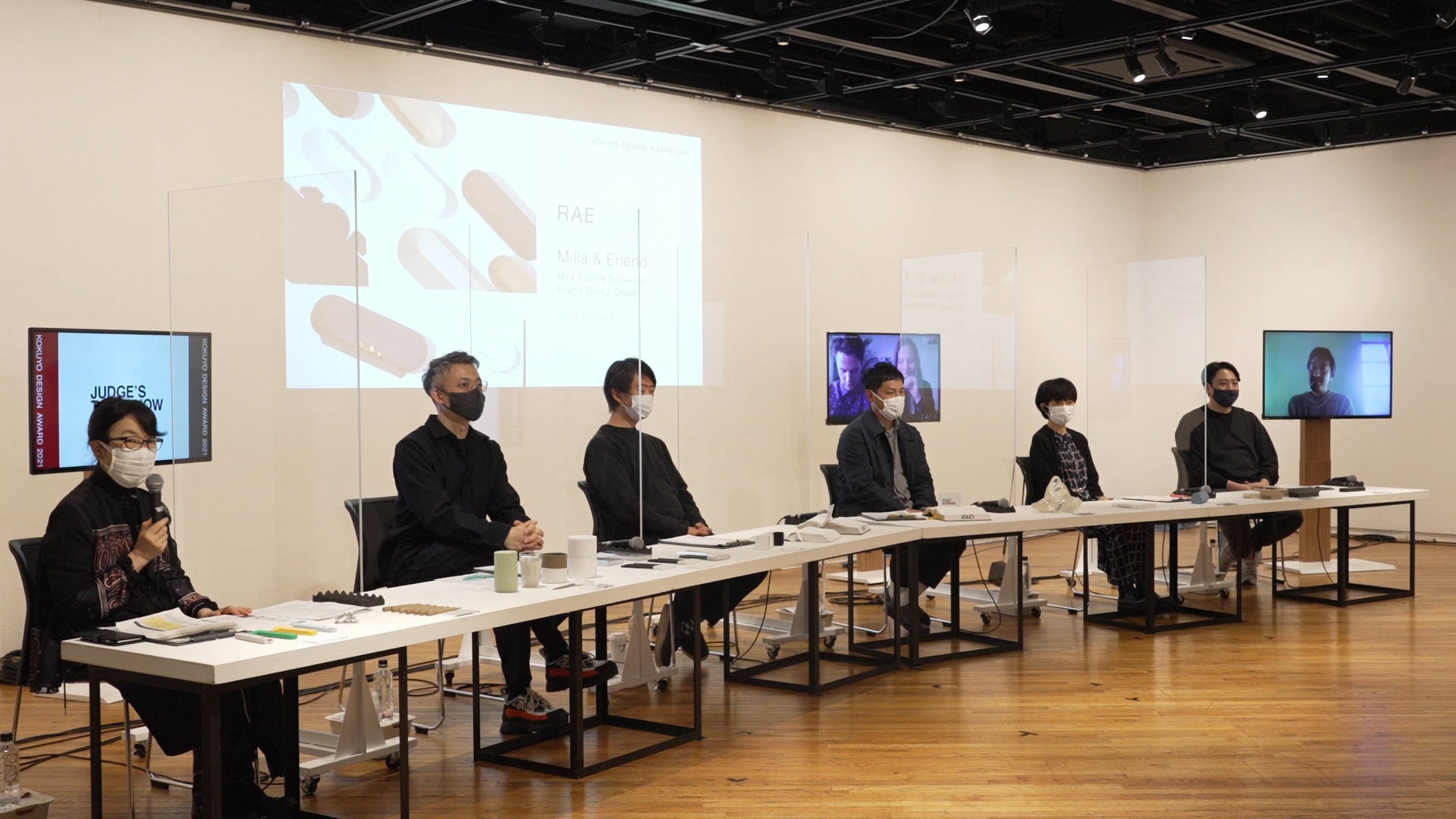 昨年（コクヨデザインアワード2021）のトークショーの様子