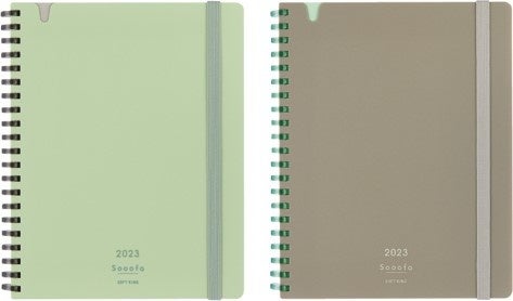 （左から）グリーン、ウォームグレー