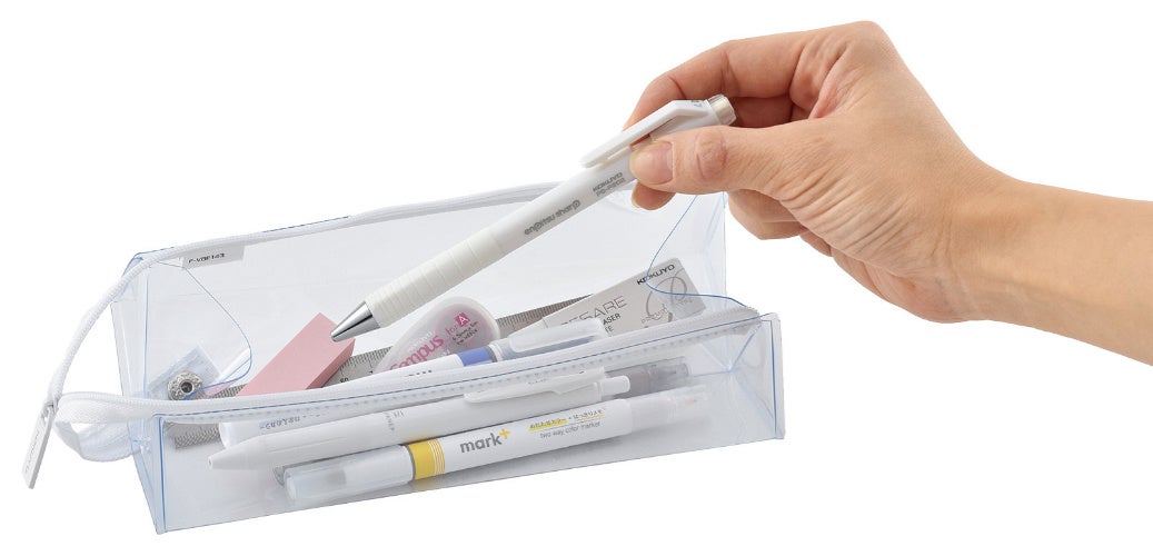 ペントレーに早変わりするスリムな「ペンケース＜ C2（シーツー