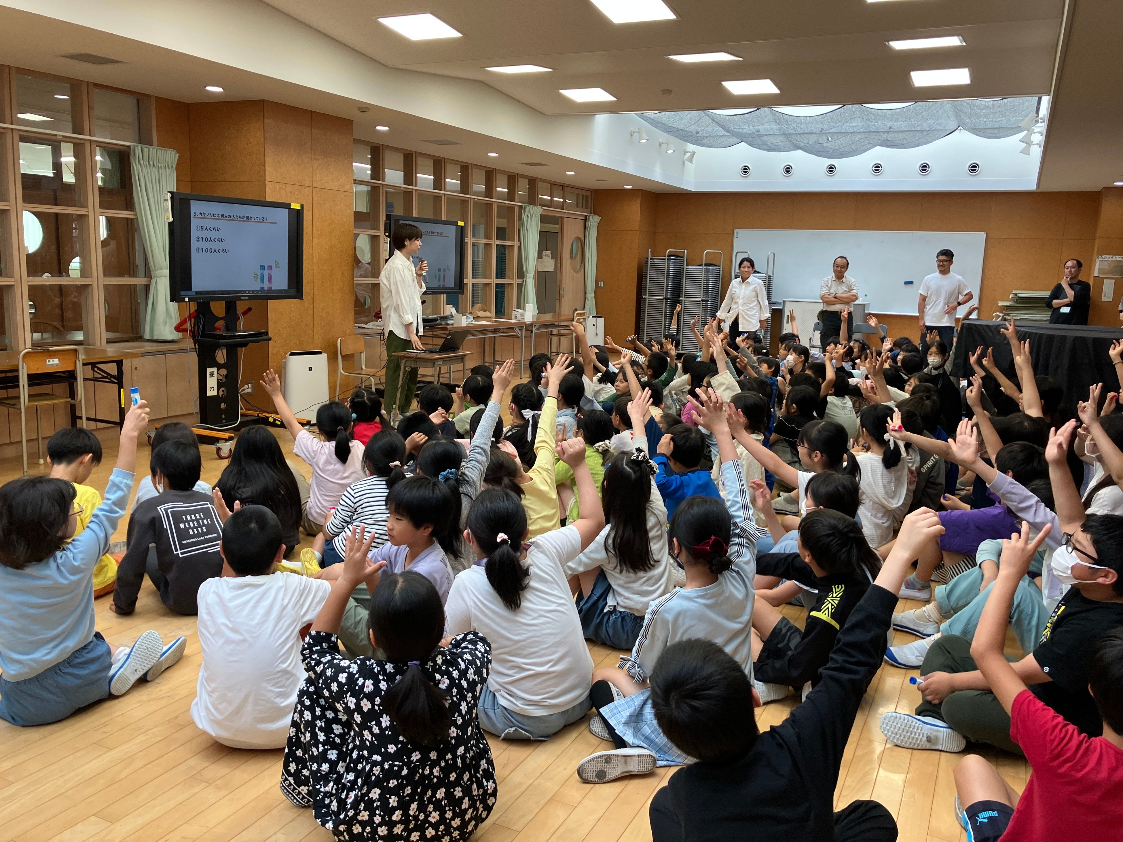 コクヨから「カクノリ」の開発プロセスを紹介