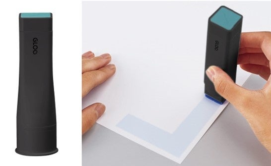 (左)「GLOOスティックのり黒・色が消える」(右)使用イメージ